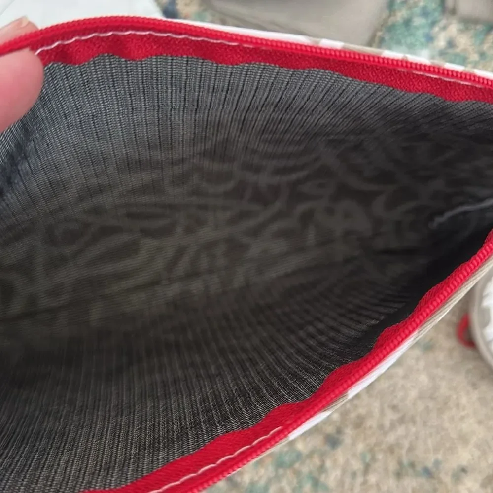 NEW Emirates Airlines Toiletries Bag with Doubles